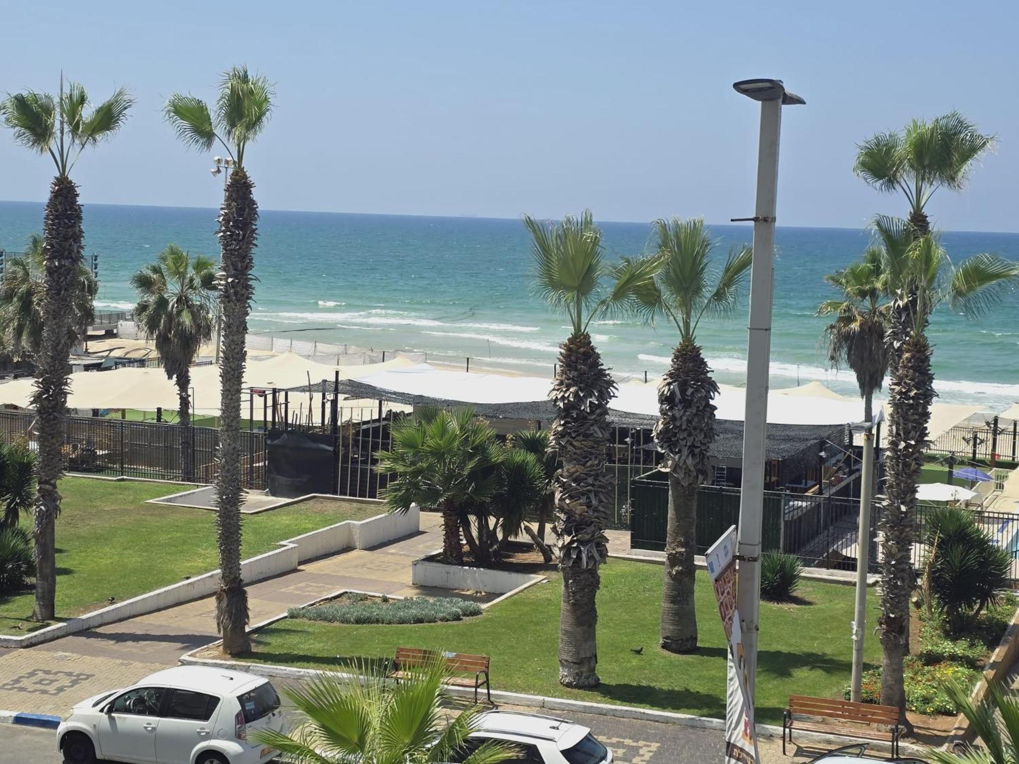 Gk Apartment Beauty Bat Yam Exterior foto